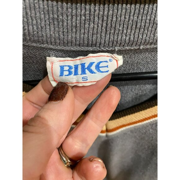 Vintage Bike Gray V-Neck Sweater With Striped Collar Men’s Size Small - Picture 4 of 8